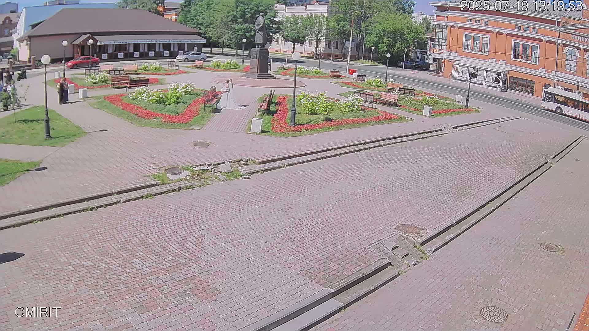 Веб-камера Камерный театр в Череповце